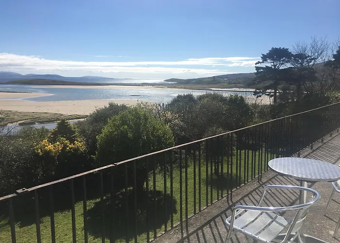 Guest house Mcloughlins Of