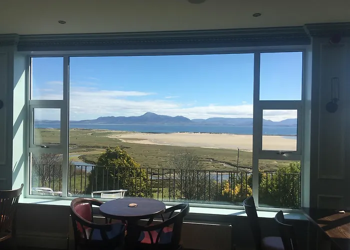 Guest house Mcloughlins Of